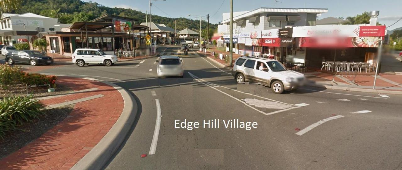 Edge Hill Green Oasis: Central Cairns Retreat Exterior photo